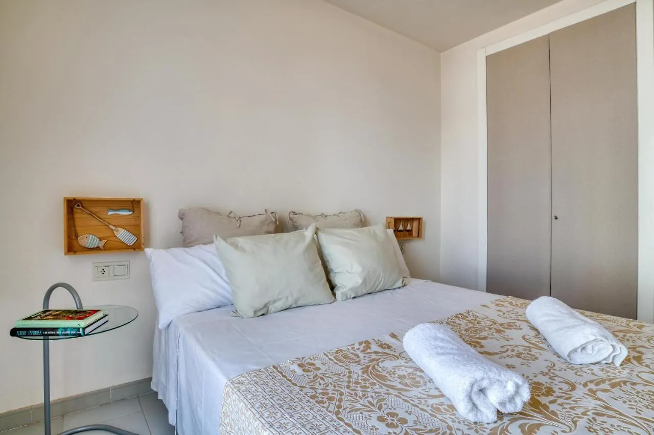 Apartamento En 1 Linea Mar サン・アントニオ・デ・カランジャ 0*,